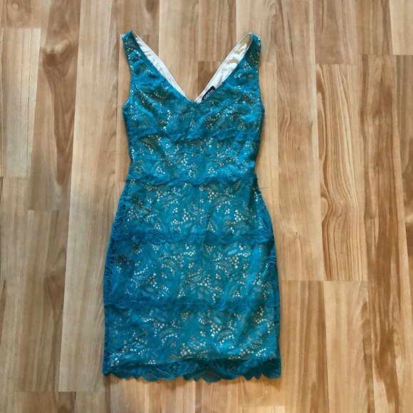 bebe Dresses & Skirts - 🎉🌟HP🌟🥳Teal lace Bebe dress
